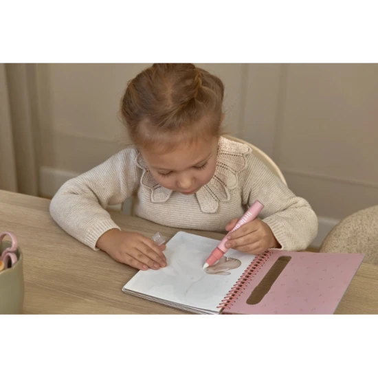 Kniha kouzlení s vodou Rosa Fairy Garden