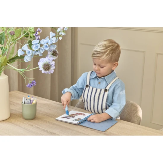 Kniha kouzlení s vodou Jim Doprava