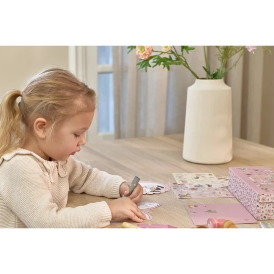 Kreatívna sada v kufríku Rosa