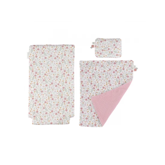 Kočárek pro panenky dřevěný s peřinkou Pink Kočárek pro panenky dřevěný s peřinkou Pink