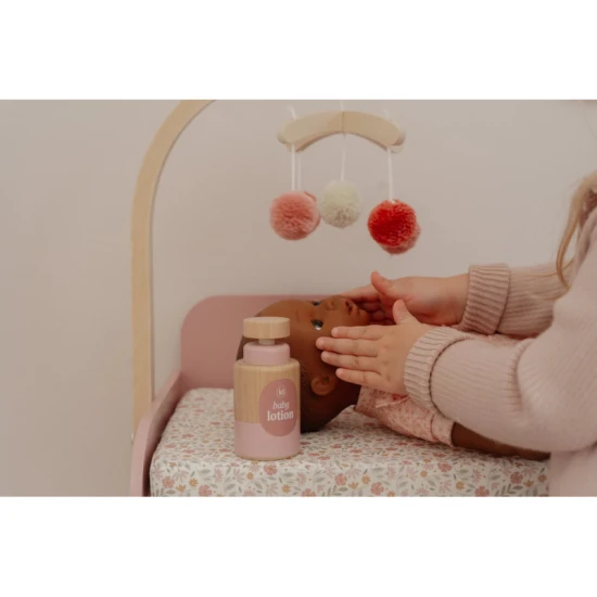 Dřevěný přebalovací pult Little Dutch Soft Flowers pro děti – stylová hračka pro péči o panenky s květinovým potiskem