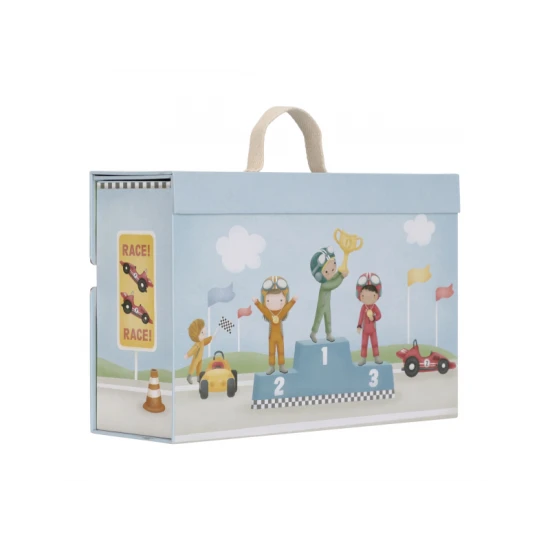 Dřevěná závodní dráha Little Dutch s auty, kartónovými díly, pohárem a dopravními značkami pro děti
