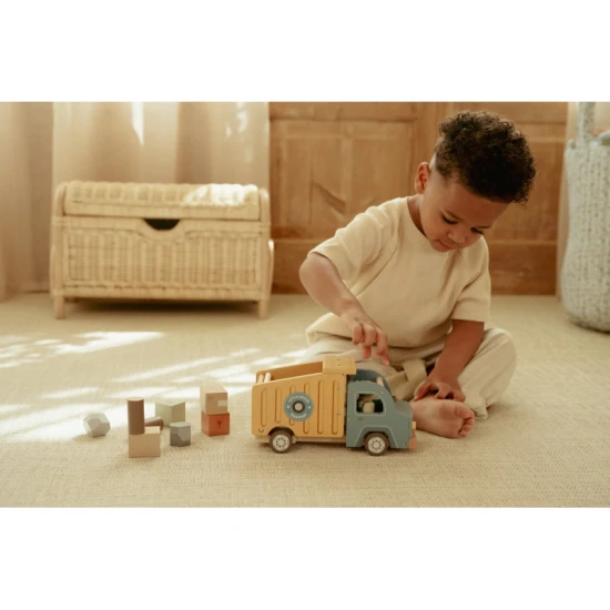 Dřevěný náklaďák se sklápěčkou Little Dutch, sklápěcí korba, různé náklady, dřevěná hračka, hračky pro děti od 2 let
