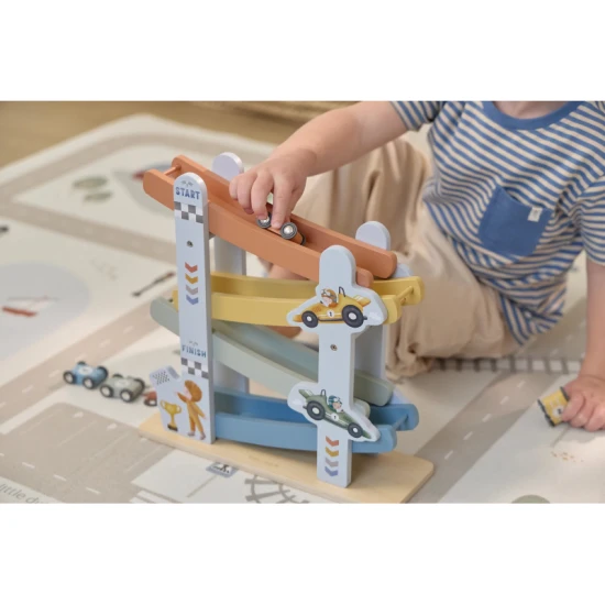 Závodní dráha Blue Little Dutch: Dřevěná kostka s aktivitami pro děti