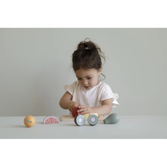 LITTLE DUTCH Krájení Ovoce na dřevěné desce Dřevěná sada na krájení ovoce od Little Dutch