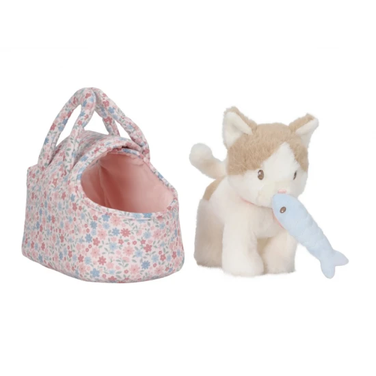 Plyšová kočička Marley v květované tašce od Little Dutch, roztomilý kamarád na cesty pro děti.