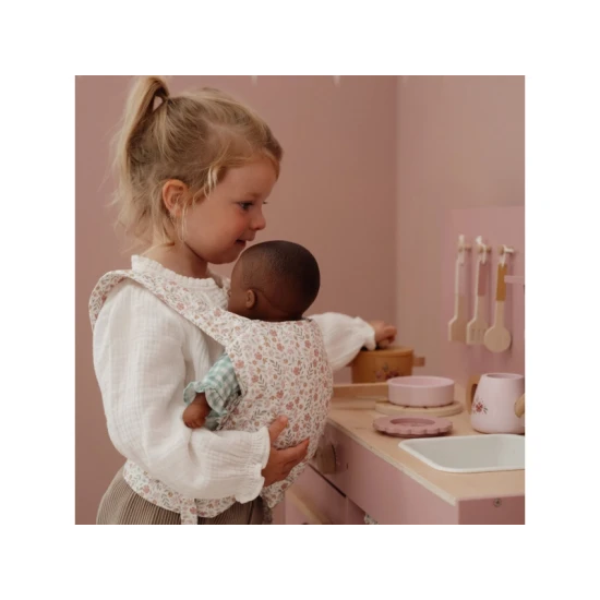 Nosítko pro panenky Little Dutch Soft Flowers s polstrovanými popruhy a květinovým designem, ideální pro děti, které se starají o své panenky.