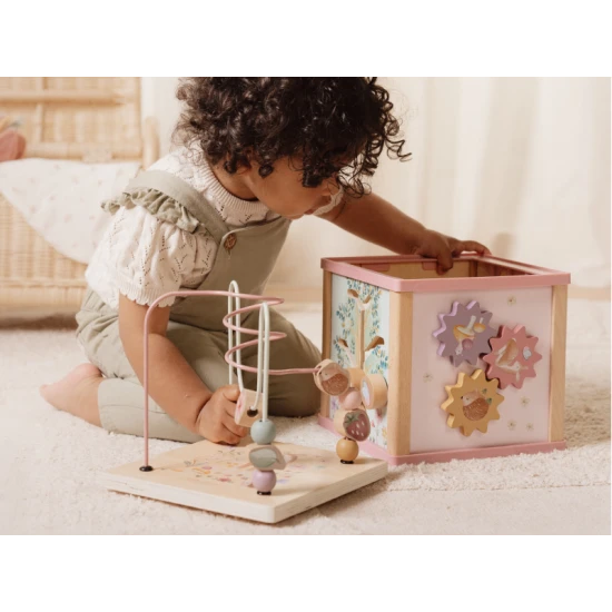 Podpořte rozvoj dětí s dřevěnou kostkou Little Dutch