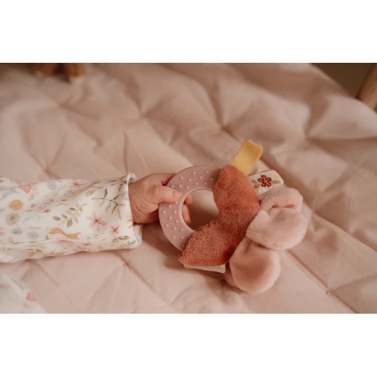 LITTLE DUTCH Plyšový dárkový set Fairy Garden Plyšový dárkový set Fairy Garden s chrastítkem a mazlíčkem