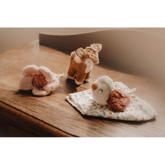 LITTLE DUTCH Plyšový dárkový set Fairy Garden Plyšový dárkový set Fairy Garden s chrastítkem a mazlíčkem