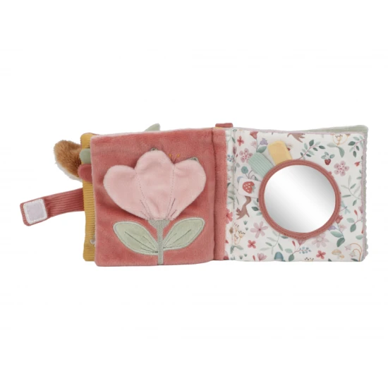 Závěsná textilní knížka Fairy Garden s aktivitami pro rozvoj smyslů