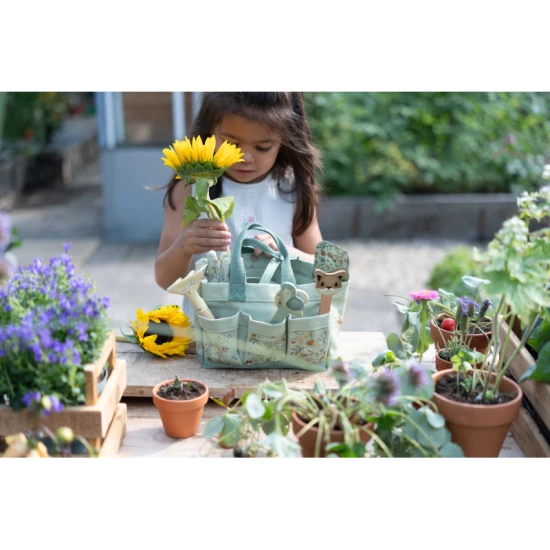Dětská zahradnická sada Forest Friends s konvičkou, rukavicemi a nářadím