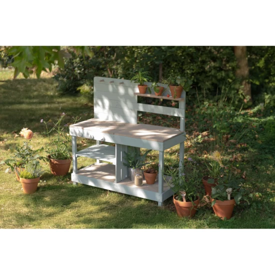 Venkovní kuchyňka dřevěná