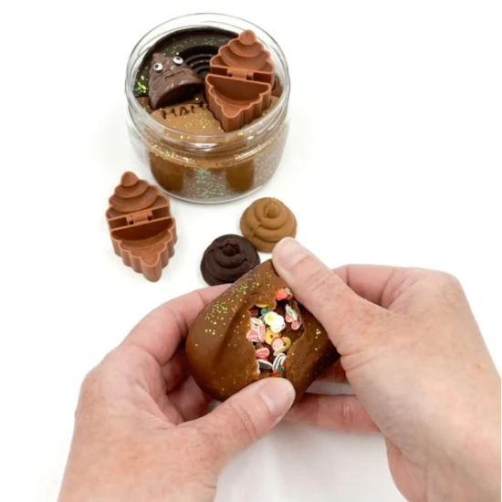 Mamolína Hovínková – voňavá modelína s hovínkovým tvořením