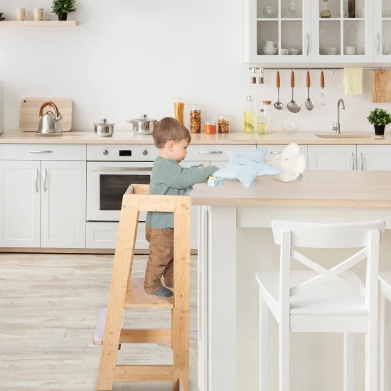 Montessori učicí věž z bambusového dřeva