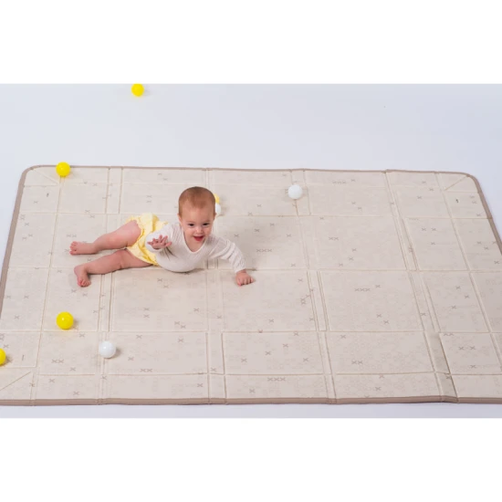 Pěnová hrací podložka s míčky Brown Beige – Taf Toys 13505TAF