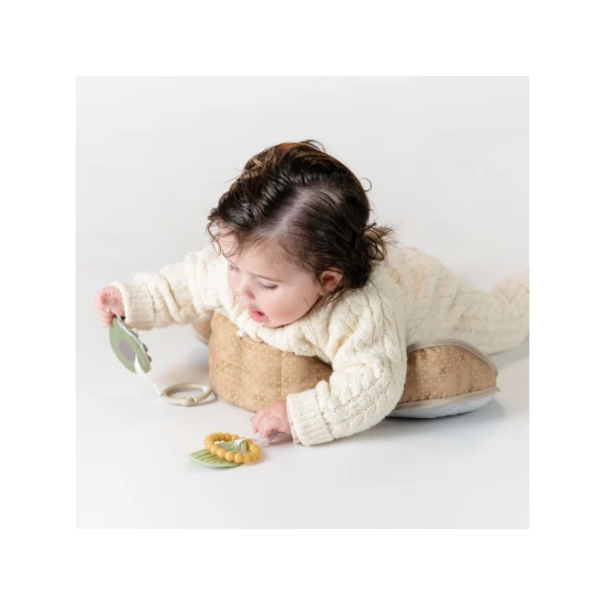 Polštářek pro první pohyby na bříšku