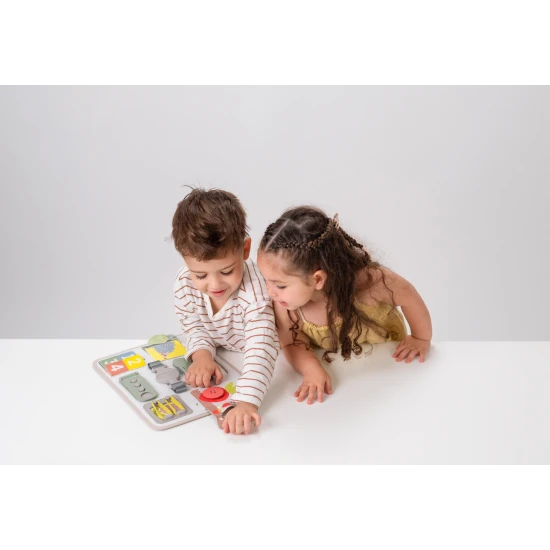 TAF TOYS Hrací pult Zahrada Hrací pultík se spoustou aktivit určený pro děti od 18 měsíců.