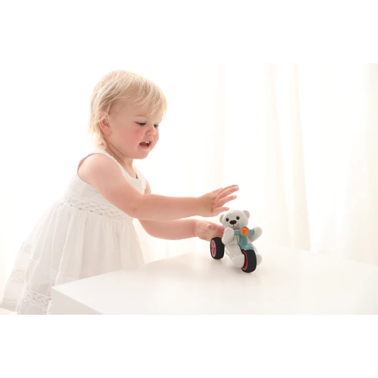 Tolo Medvídek na tříkolce, stisknutím hlavičky se začne hýbat