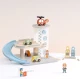 Dřevěná garáž s autíčky Tooky Toy – vícepatrová garáž s rampou, vrtulníkem a doplňky