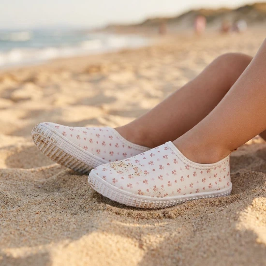 Boty do vody pro děti Cozy Hearts