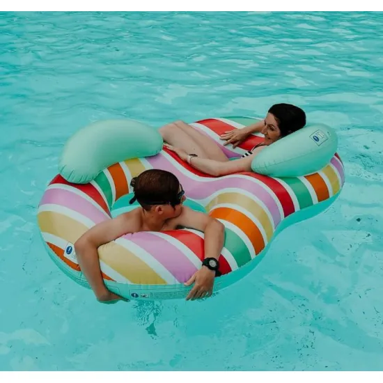 Velký nafukovací kruh pro 2 osoby Color Rush 190 cm v pestrobarevném designu od Swim Essentials – ideální pro zábavu u vody