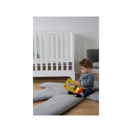 Childhome Medveď Teddy Jersey Grey 150 cm – měkká hrací deka do dětského pokoje