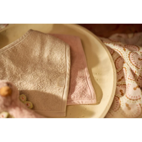 Podbradník bandana 2 ks Silk Rose / Sand
