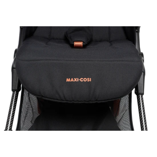 Maxi-Cosi Oslo Carbon kočárek Essential Black