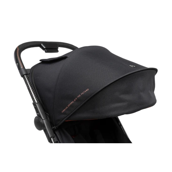 Maxi-Cosi Oslo Carbon kočárek Essential Black