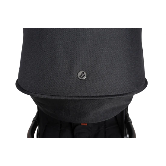 Maxi-Cosi Oslo Carbon kočárek Essential Black