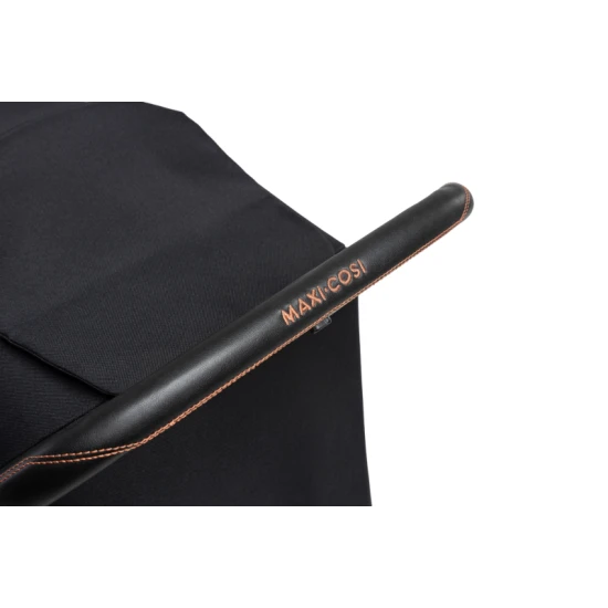 Maxi-Cosi Oslo Carbon kočárek Essential Black