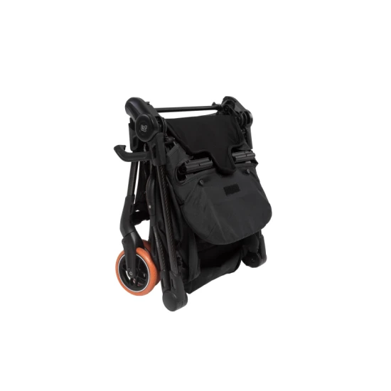 Maxi-Cosi Oslo Carbon kočárek Essential Black