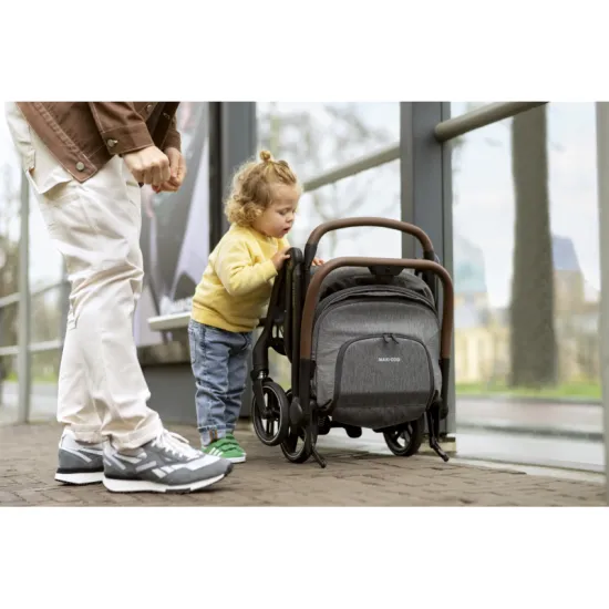 Soho kočárek Essential Graphite