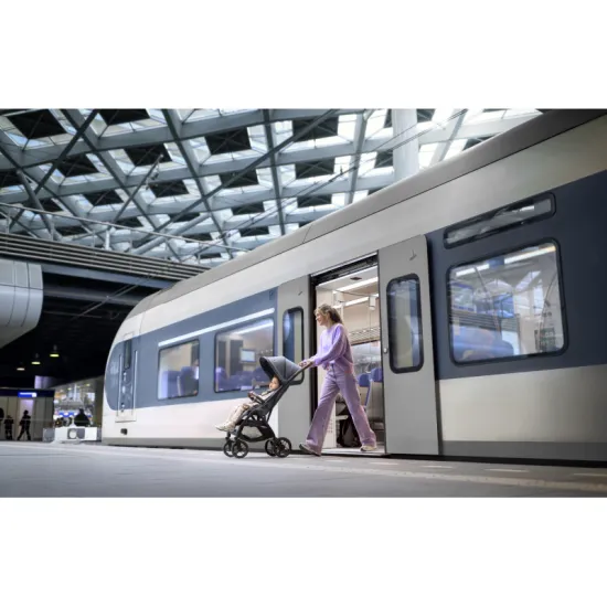 Soho kočárek Essential Graphite