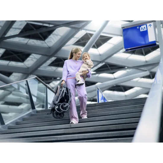 Soho kočárek Essential Graphite